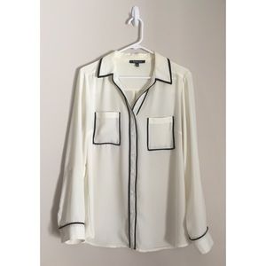 RELATIVITY white button-down w/ black details - M